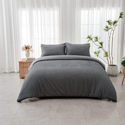 FRANKLIN Duvet Cover Set Charcoal provides a stylish neutral aesthetic to any bedroom. This luxurious cover set is made of high quality cotton for a soft and lightweight feel. An attractive charcoal color will blend in with any décor. Features hidden button closure for easy removal.