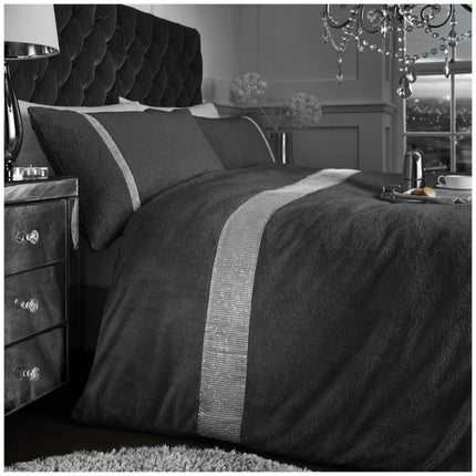 Treat yourself to the luxurious comfort of the ARCADE Teddy Arcade Duvet Cover Set. The set's charcoal color is perfect for creating a sophisticated and elegant atmosphere to your bedroom, and its ultra soft polyester construction provides superior comfort. Enjoy a softer, cozier night's sleep with this high quality set.