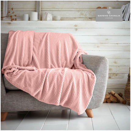 This POP CORN THROW is perfect for any home. It is made from ultra-soft fibers, making it comfortable to use as a sofa throw or cozy traveling throw. It is also hypoallergenic and washable up to 30°C. Its colorfast properties ensure it stays beautiful in any setting.