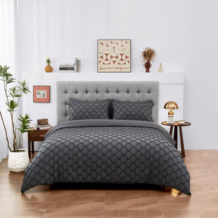 DELANO Duvet Cover Set is a crisp and stylish addition to any bedroom. The luxurious charcoal color creates a timeless look, while the quality 100% polyester material ensures years of comfortable use. Enjoy a peaceful night's sleep in this durable and modern duvet set.