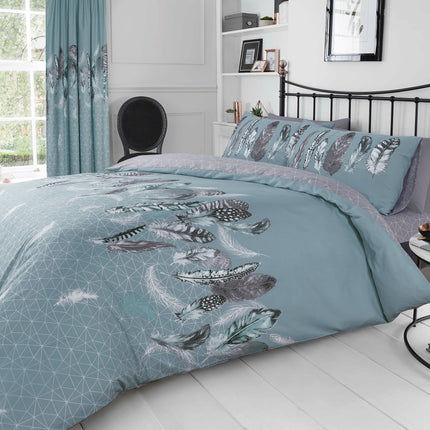 This luxurious Feather Printed Duvet Cover Set is crafted with the highest quality materials for a soft and comfortable feel with a striking duck egg color. The breathable, polycotton material allows cool air to circulate for a peaceful sleep. Experience luxury and beauty with this beautiful duvet cover set.