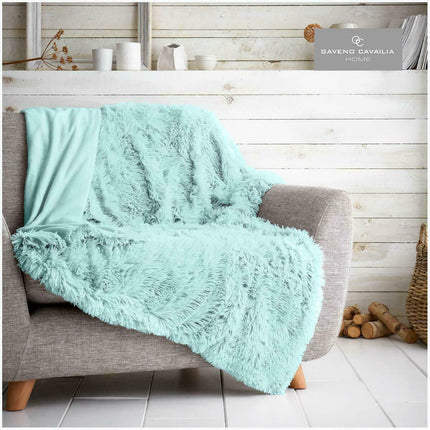 HUGG & SNUG is carefully crafted for ultimate comfort and warmth. It's ultra-soft, colorfast, hypoallergenic material makes it perfect for those with sensitive skin. Unwind in cozy comfort with HUGG & SNUG Duck Egg Color.