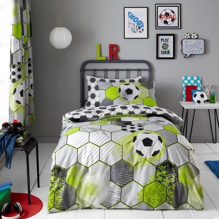 This FOOTBALL STAMP duvet cover set is perfect for any kids' bedroom. It features a stylish, modern gray color and is made of soft, comfortable fabric. The quality stitching makes it durable and long-lasting. It's sure to be a hit with football fans of all ages.