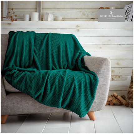 The POP CORN THROW is the perfect addition to any home. Woven from super soft materials, it can be used as a traveling throw, sofa throw, and more. It is both colorfast and hypoallergenic, and can be washed on a 30°C cycle. Make your home cozier with this green-colored Pop Crown Throw.