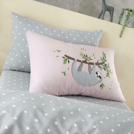 HANGING OUT Kids Fitted Bed Sheet is specifically designed with a soft and breathable fabric for optimal comfort. It comes in a beautiful blush pink color, perfect for adding a touch of color in any room. Its strong elastic bands ensure a snug fit, making it an ideal choice for any kid's bedroom.