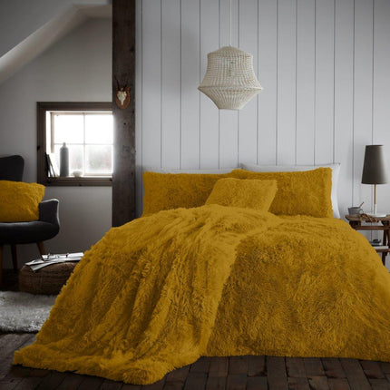 HUGG & SNUG premium duvet cover set is crafted of 100% polyester for superior comfort and long lasting durability. The vibrant ochre hue adds a beautiful accent to any bedroom, and the set includes a duvet cover and two matching pillow shams.