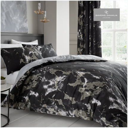 This MARBLE Duvet Cover Set adds a touch of sophistication to any bedroom. Crafted with high quality fabric, the black colored duvet cover is durable and comfortable, perfect for those looking for a cozy and stylish bed set.