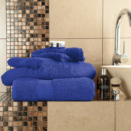 MIAMI's Jumbo Bath Sheet is made with a soft and luxurious egyptian cotton fabric that is both durable and absorbent. It offers superior comfort with its generous sizing. The Royal Blue Color adds a touch of style and sophistication to your bathroom decor.