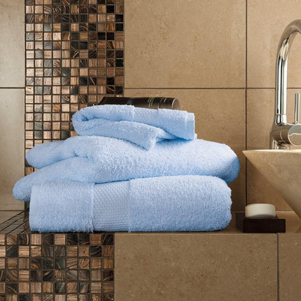 MIAMI Bath Towel is made from soft, absorbent cotton making it perfect for use after showers or swimming. It offers a luxurious feel with its rich chambray color, making it ideal for creating a spa like experience in any bathroom.