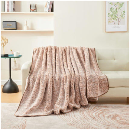 MELANGE is the perfect choice for cold winter nights. Its super soft and cosy fabric provides superior comfort and warmth while the hypoallergenic fabric makes it ideal for those with skin sensitivities. Get cozy with MELANGE in Mocha!