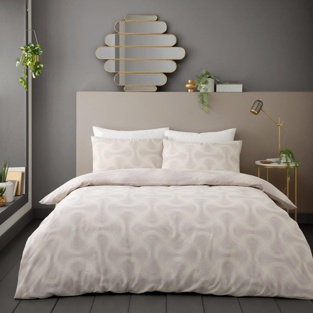 Introducing DANBURY, a durable duvet cover designed for luxury and comfort. With its reversible side, it's the perfect way to refresh your bedroom decor. Made with quality materials, it's sure to provide a comfortable night's rest. 