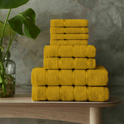 The BOSTON TOWEL BALE SET is a contemporary and luxurious set of towels made of high-quality materials for exceptional softness and durability. Highly absorbent and machine washable, the set is also suitable for tumble dry, offering long-lasting comfort and convenience.