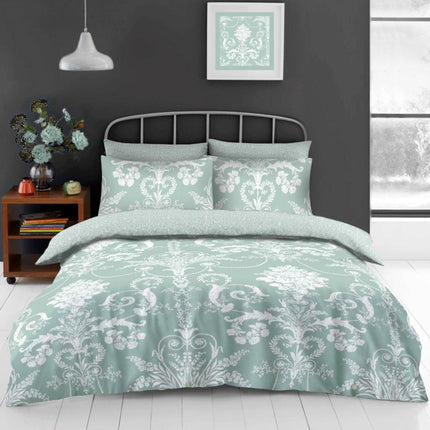 Keep your stunning new purchase looking fresh with PEMBERTON's easy wash fabric bedding set. Available in vibrant colors, this duvet cover set offers high quality, hypoallergenic, and durable fabric at an affordable price. Enjoy soft and cosy comfort with breathability and long-lasting durability. Upgrade your bedroom with style and ease.