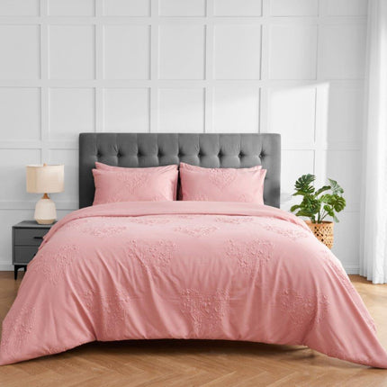 The STIRLING HEART Duvet Cover is a must-have addition to any bedroom. Available in various colors and sizes, this signature bedding set not only adds style to your decor, but also keeps you warm and snuggly during cold nights. Choose the perfect fit for your bedroom and enjoy the cozy comfort of this exquisite duvet set.