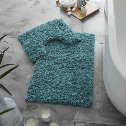 This ZERO TWIST shaggy bath mat set is made from ultra-soft, quick-drying microfiber. Its high-pile construction provides a luxurious cushioning experience. The teal color will add a subtle elegance to any bathroom.