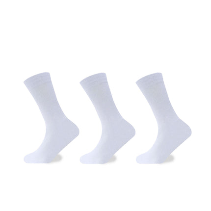 LYCRA SOCKS are designed with superior moisture-wicking capabilities and breathability. Combining LYCRA fibers and polyamide fibers, these socks provide maximum comfort and dryness throughout the day. The white color ensures a clean, sleek look