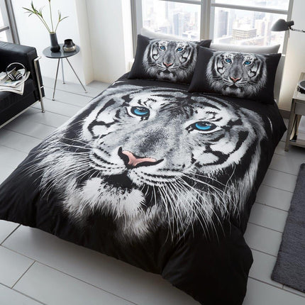 3D PREMIUM Duvet Cover Set features a chic white Tiger Face pattern, digitally printed on durable, easy care polyester fabric. Its lightweight and machine washable design makes it ideal for use in any bedroom. Enjoy luxurious comfort and elevated style with this 3D PREMIUM Duvet Cover Set.