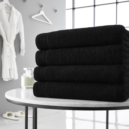 The WILSFORD BATH SHEET is crafted from high-quality materials, delivering luxuriously soft, smooth and durable comfort. The classic black color provides timeless style. Enjoy exceptional comfort and quality with this premium bath sheet.