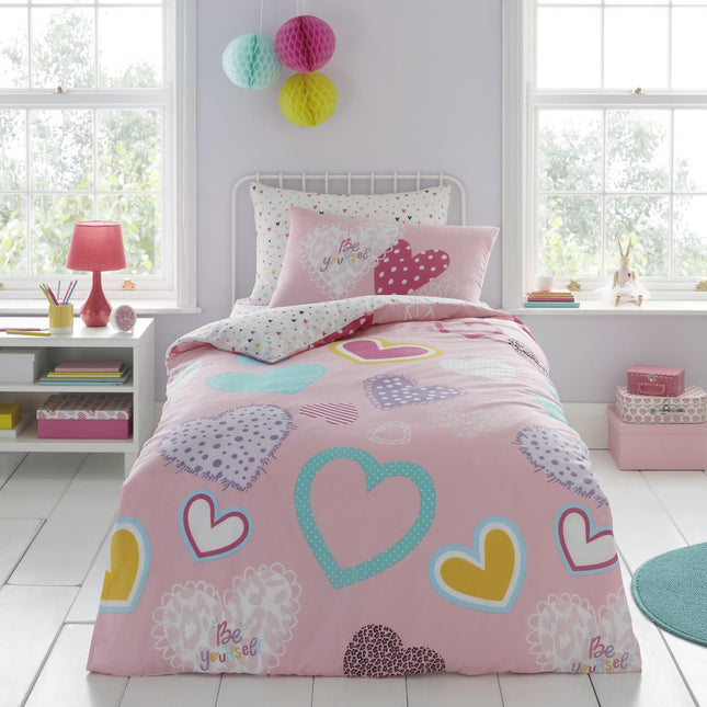 This HEARTS Kids Duvet Cover Set is sure to bring a cheerful touch to any kid's bedroom. The pink color is perfect for adding a bit of fun and color to the room, while the cotton blend fabric ensures a comfortable and soft finish.